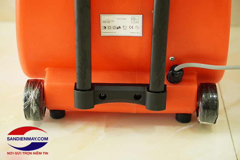 Hệ thống bánh xe hỗ trợ di chuyển của máy sấy thảm